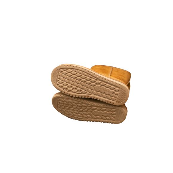 Koolaburra by UGG Classic Short Chestnut Suede Shearling Boots Women’s Size 5 - Picture 7 of 7